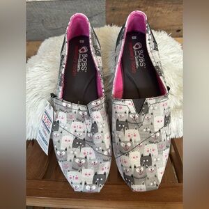 NWT-BOBS by Skechers Cat Print slip-on Shoes Memory Foam